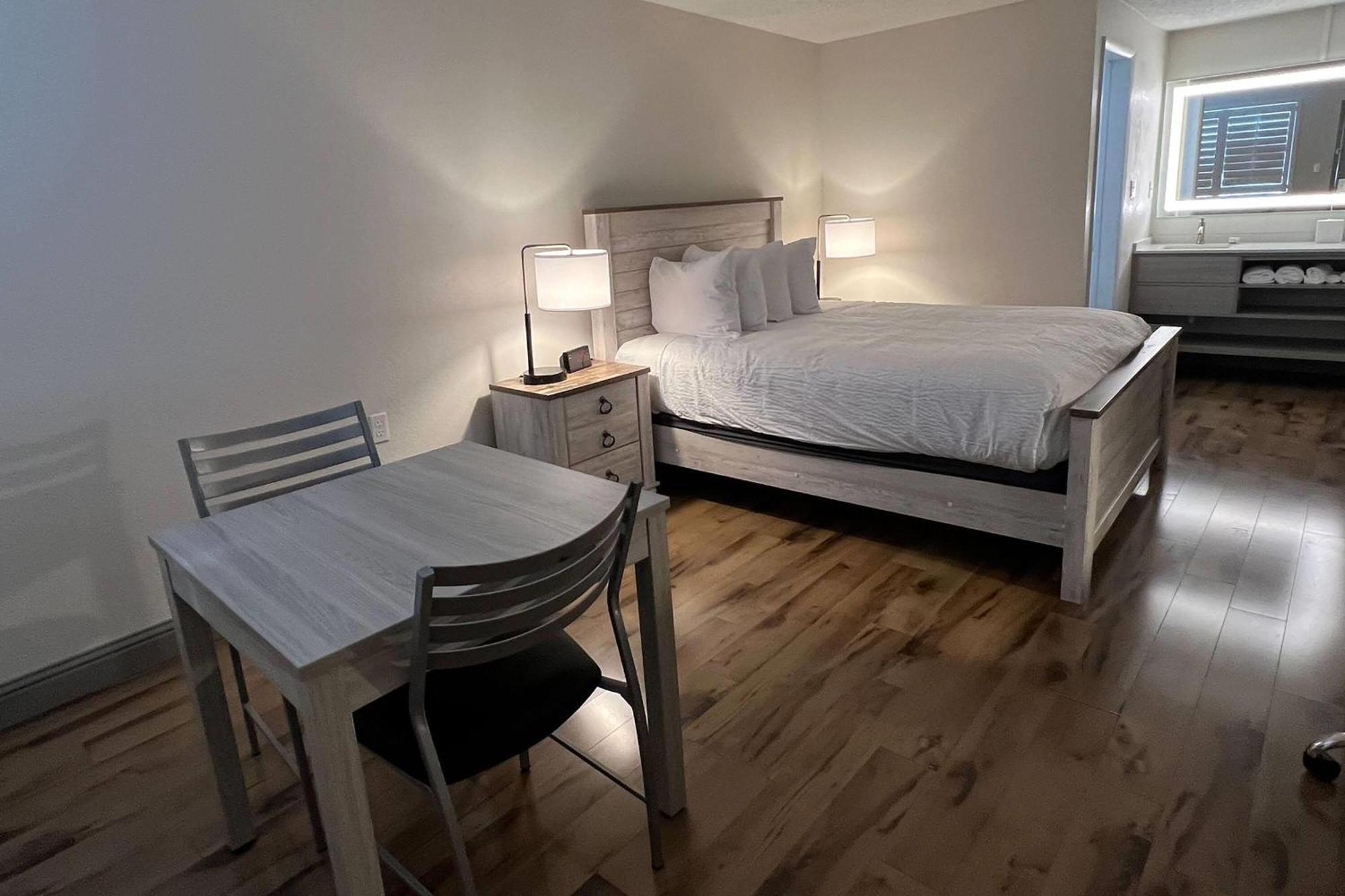Motel Baymont By Wyndham 2*